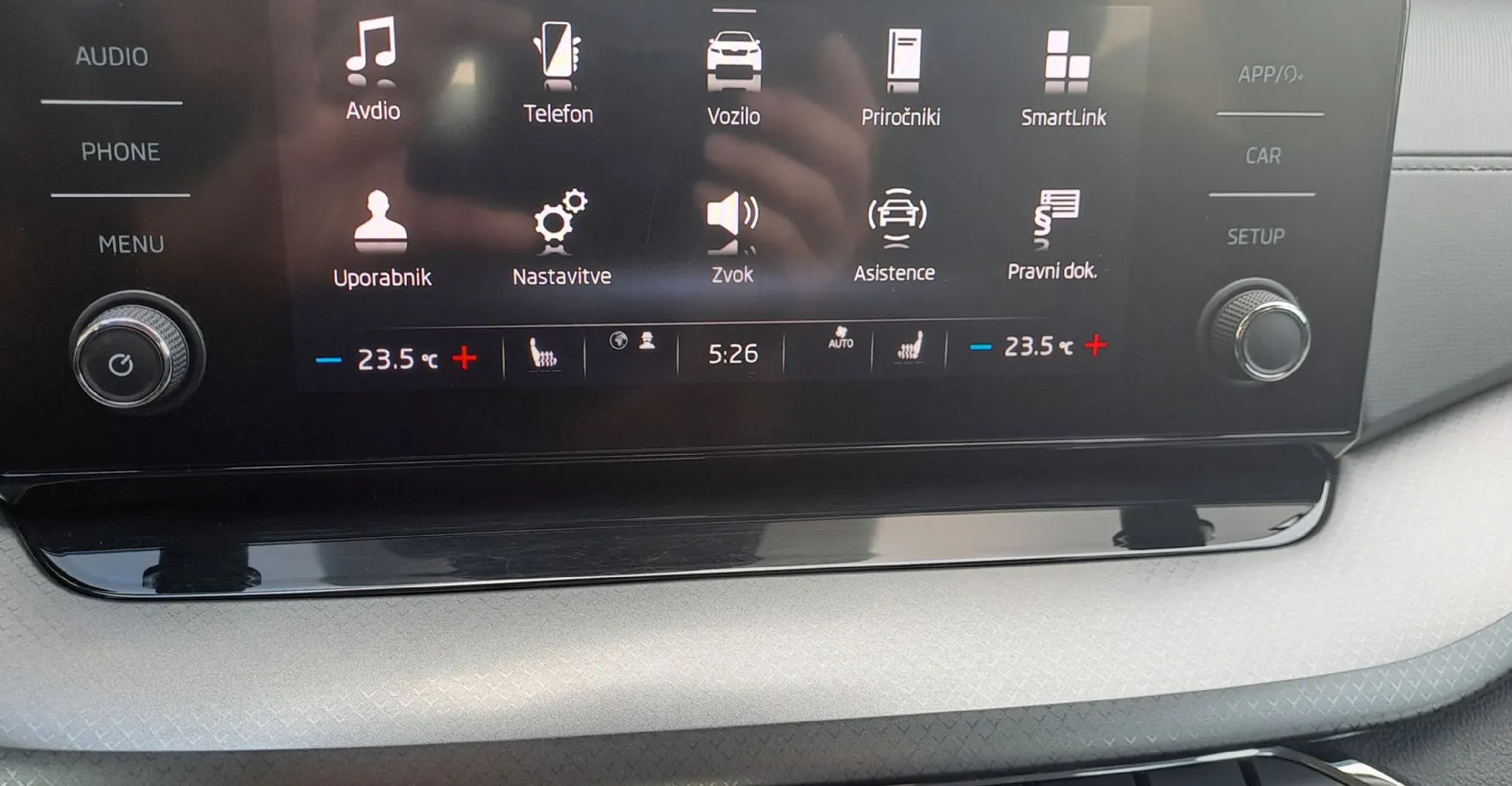 Zunanja slika - Škoda Octavia - Combi 2.0 TDI 4x4 Ambition DSG - 11