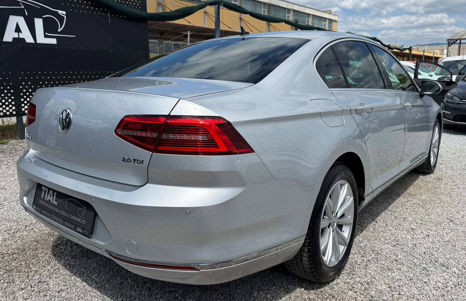 Zunanja slika - VW Passat - 2.0 TDI Highline-SLO-FULL LED-ACC-NAVI-KAMERA-ALU - 7