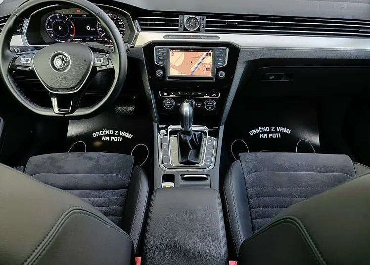 Zunanja slika - Volkswagen Passat - LIMUZ-2.0TDI-150KM-HIGHLINE-VIRTUAL-KAMERA-ACC-17C - 10
