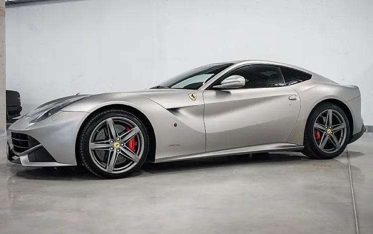 Zunanja slika - Ferrari F12 - F12 - 8