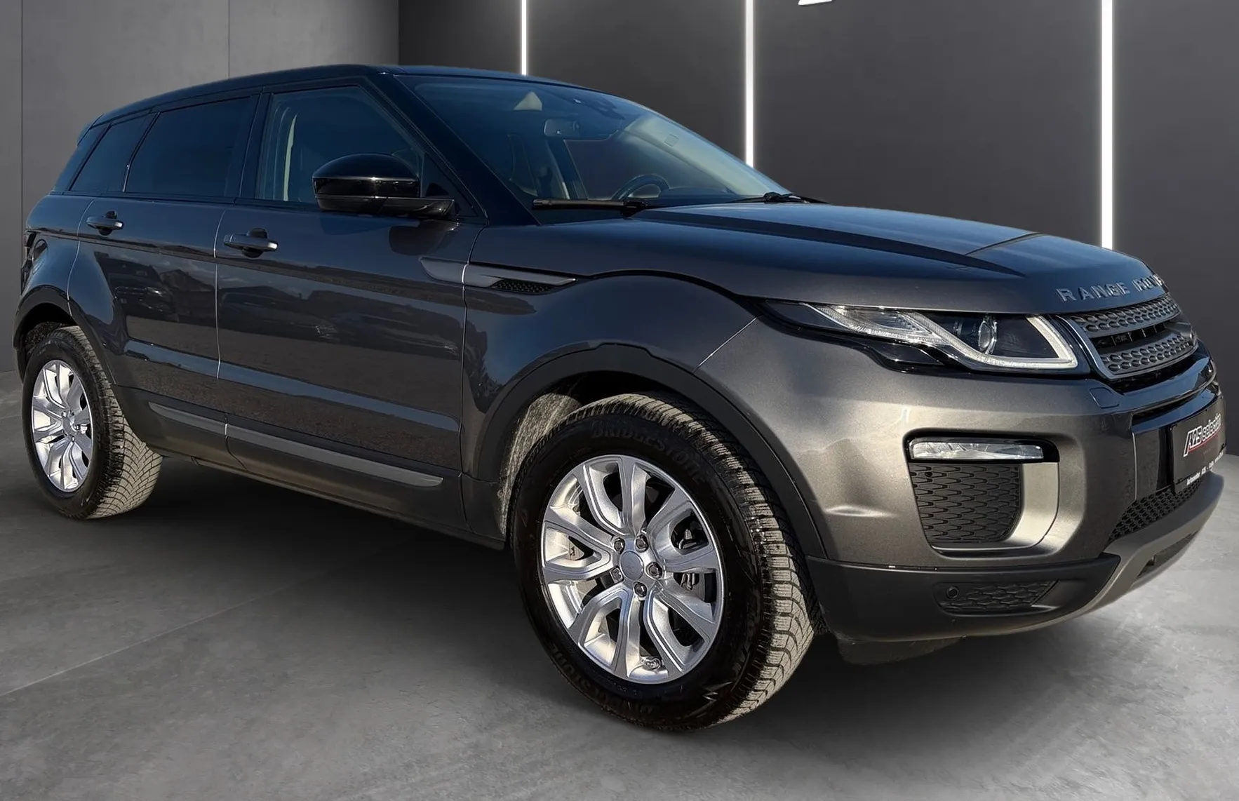 Zunanja slika - Land Rover Range Rover Evoque - 2.0 TD4 150 KM SE+ 4WD avt.-SLO poreklo-1. las - 2