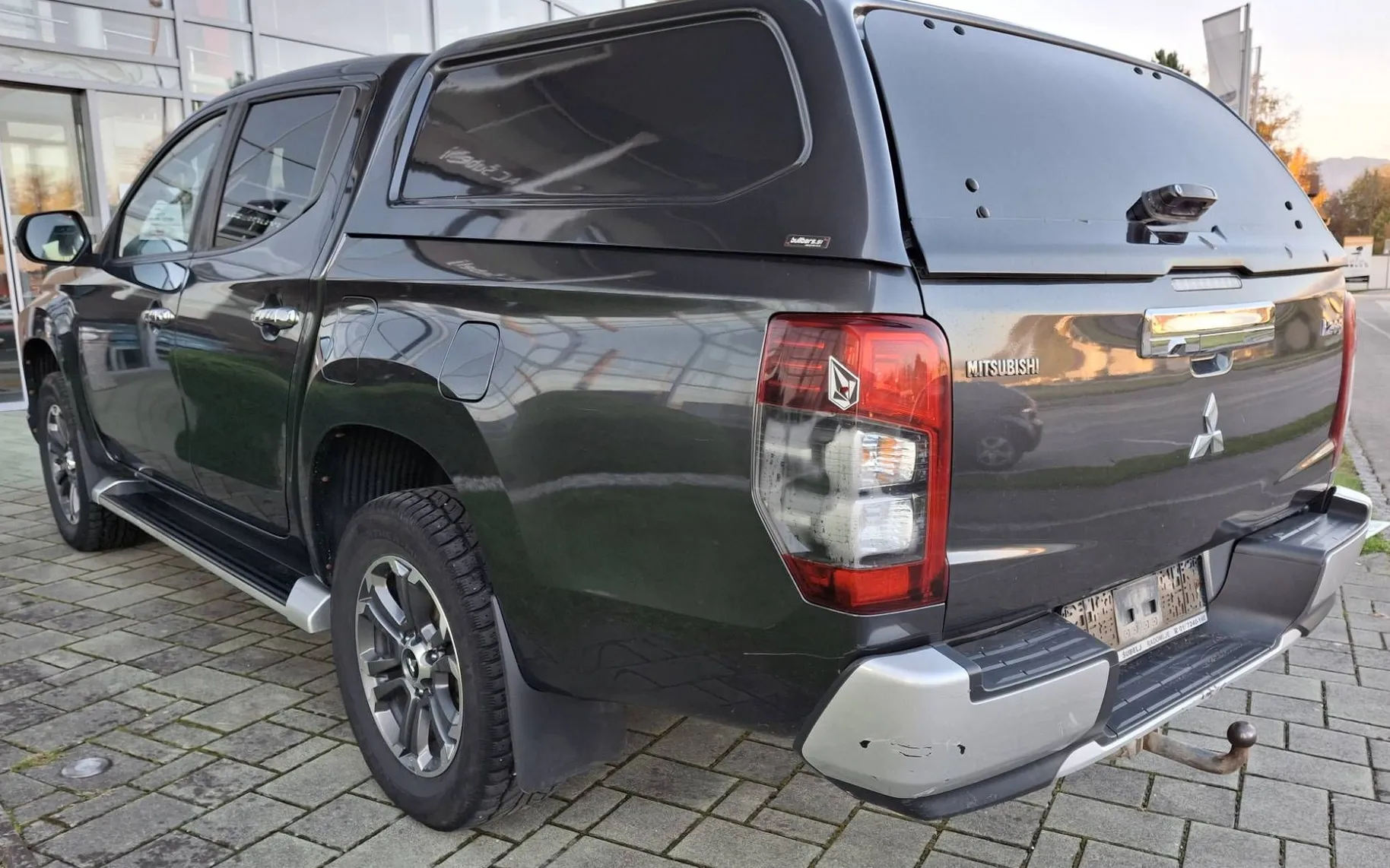 Zunanja slika - Mitsubishi L 200 - Doppelkabine 4WD DECEMBRSKA AKCIJA - 3