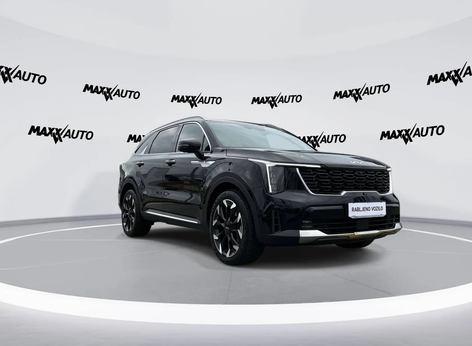 Zunanja slika - KIA Sorento - 2.2 TCi EX Limited Pan.AWD 7s 8DCT - 3