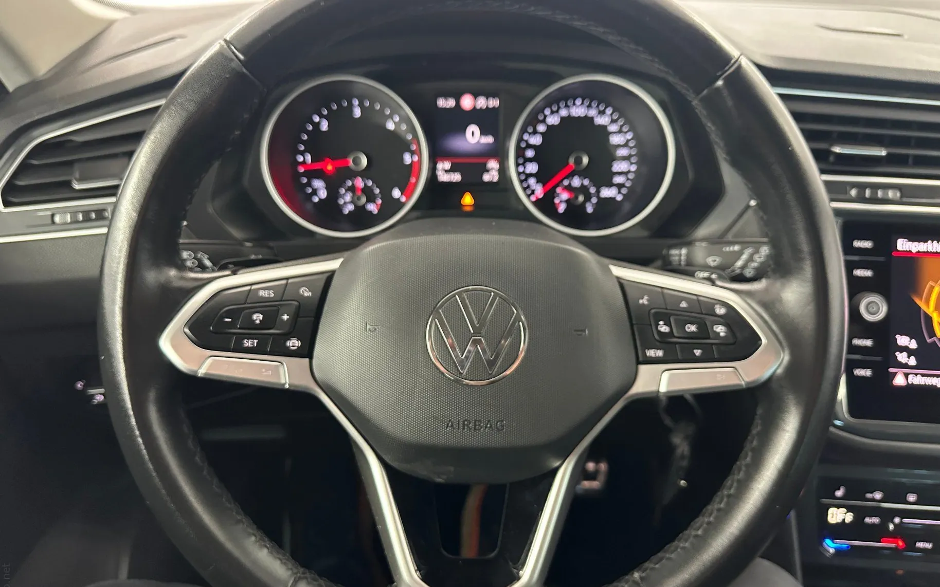 Zunanja slika - Volkswagen Tiguan - 2.0 TDI 110kW.NEMŠKI+4ALU.NAVI.AUT.GRET.SED.LED - 9
