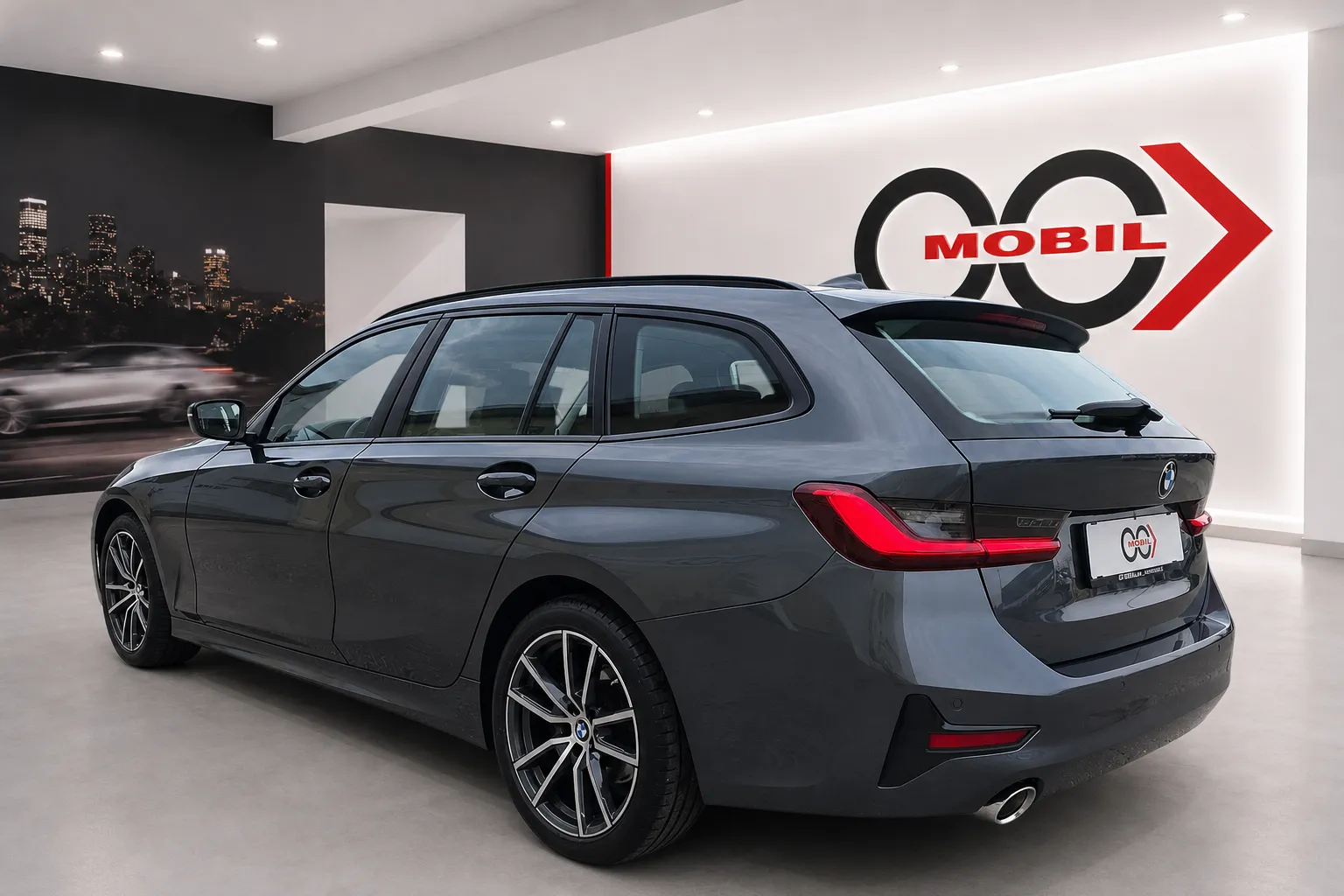 Notranja slika - BMW serija 3 Touring: - 320d Avt. Advantage - Laser.asistence.Hi-Fi.ALU18. - 7