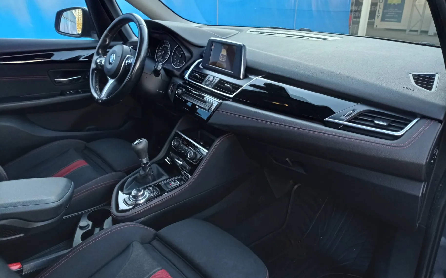 Zunanja slika - BMW Serija 2 - 220d..Msport paket.XENON.NAVI.LINEASSIST - 10