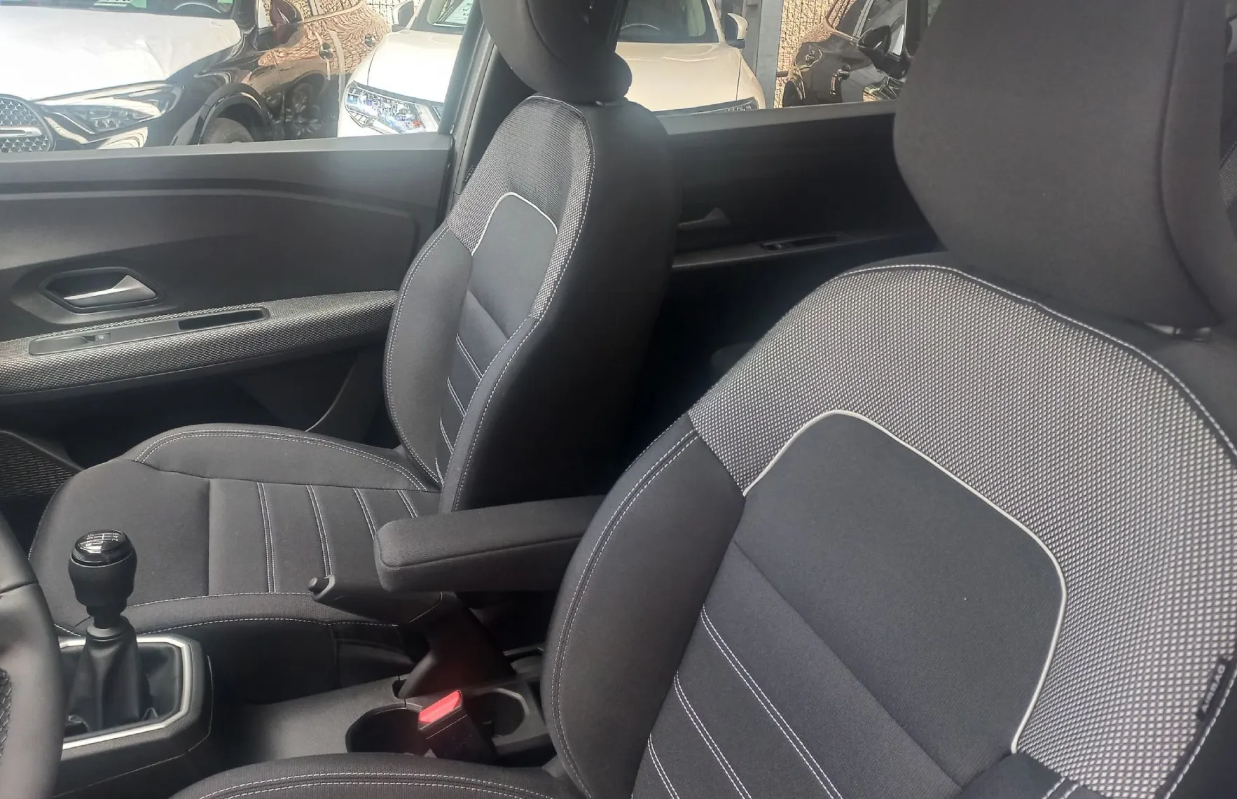 Zunanja slika - Dacia Jogger - 1.0 TCe 110 Expression 7-Sed. - 6