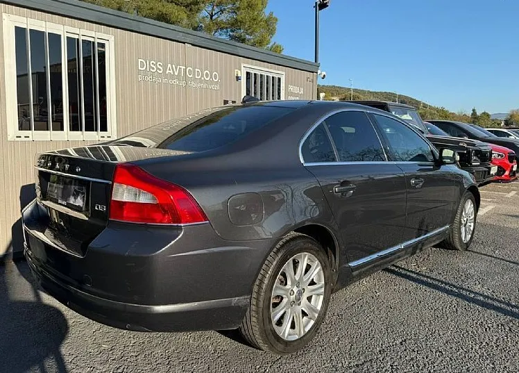 Zunanja slika - Volvo S80 - D3 ODLICEN OPR. VELIK SERVIS NOVE GUME - 1