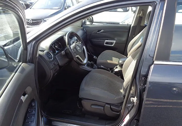 Zunanja slika - Opel Antara - 4x4 2.0 CDTi Cosmo - tehnični do 18.2.2027 - 5