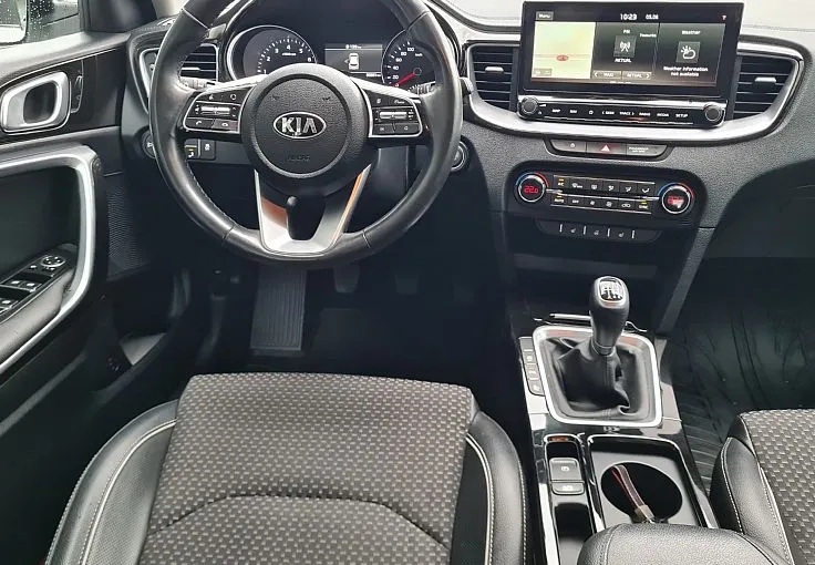 Zunanja slika - KIA XCeed - 1.4 T-GDi EX Stream 103kW - 7