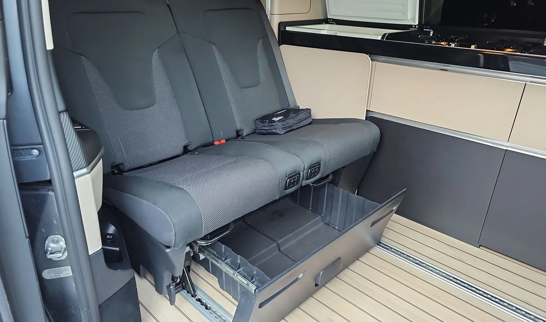 Zunanja slika - Mercedes-Benz V-Razred - Marco Polo 250 d 7G-Tronic Edition AMG Line - 18