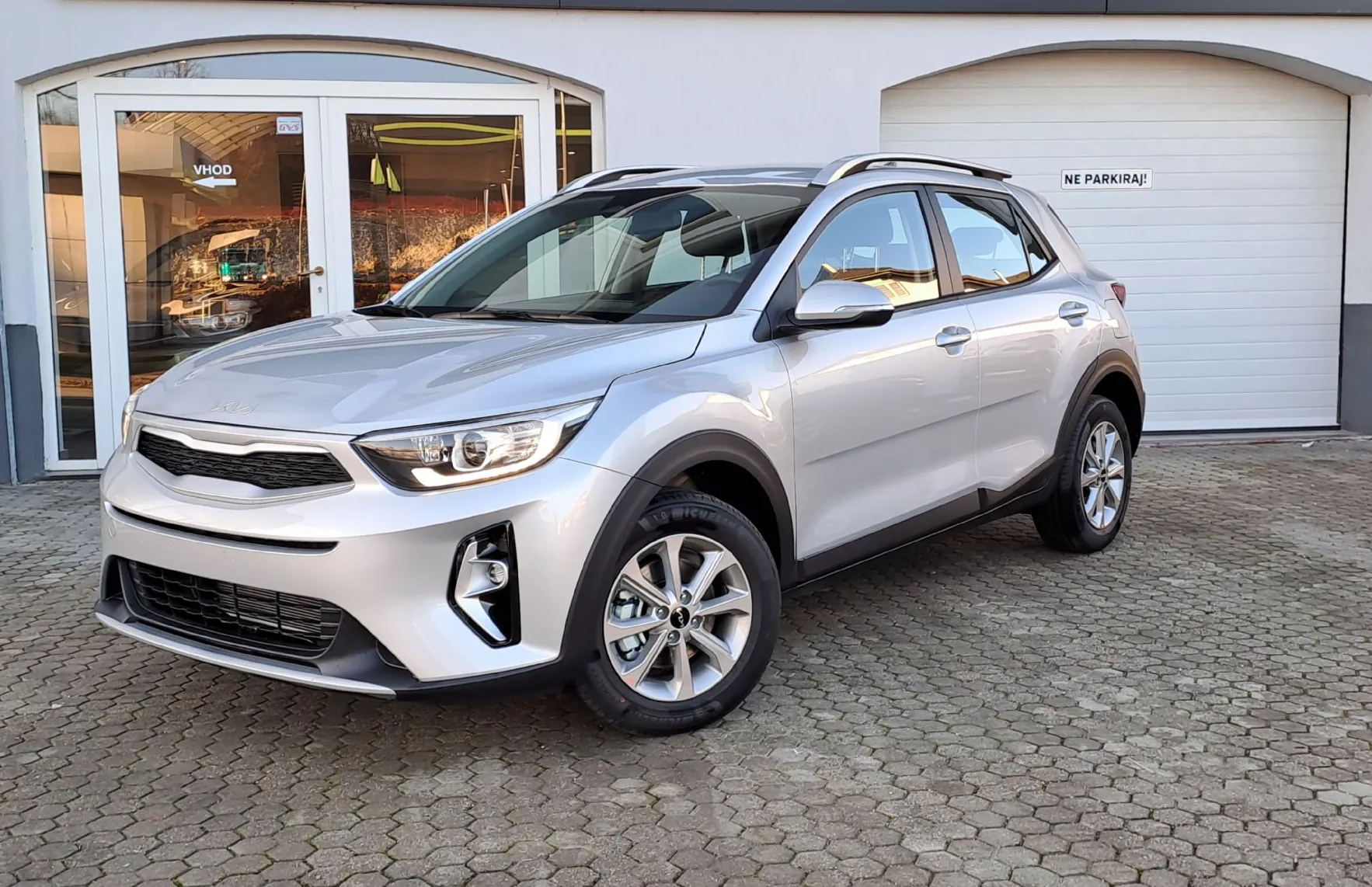 Zunanja slika - KIA Stonic - 1.2 DPI LX Urban+ ISG - 2