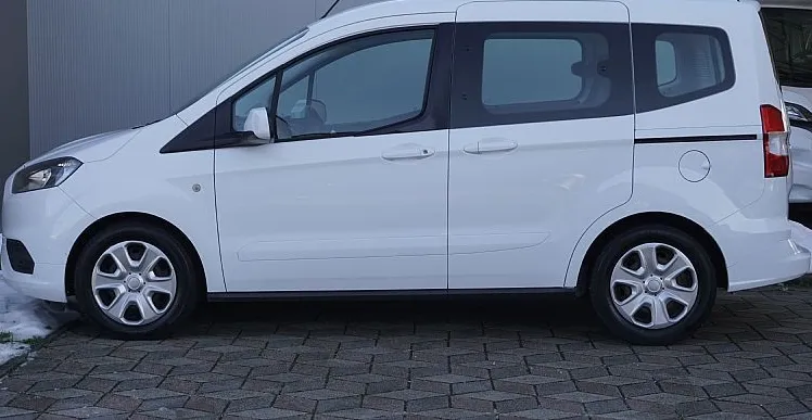 Zunanja slika - Ford Tourneo - Courier 1.5 TDCI +Klima+ Tempomat +6 prestav - 5
