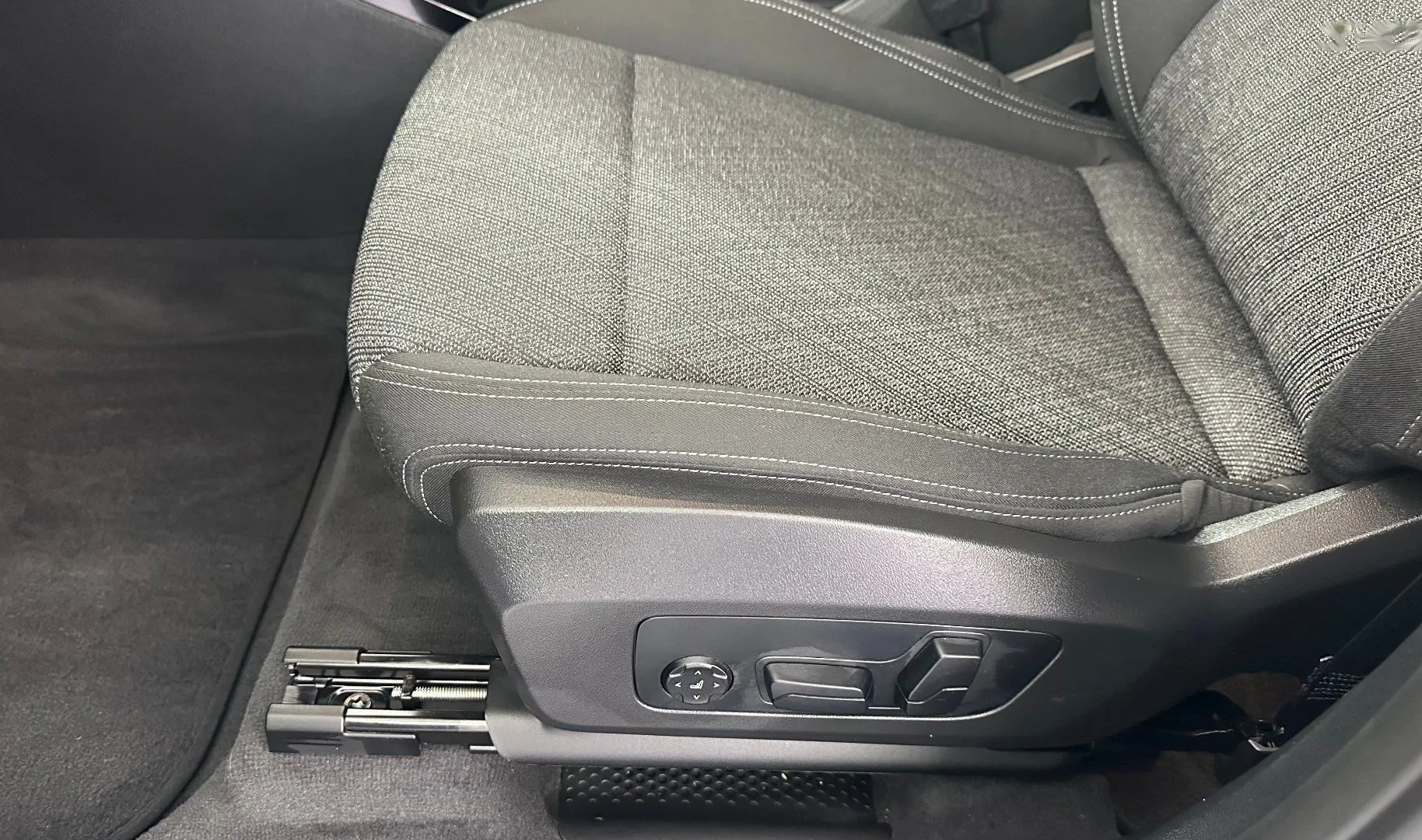 Zunanja slika - BMW X1 - sDrive20i Avt.KAMERA.NAVI.PDC.LED.SAMO 3.699 KM - 16