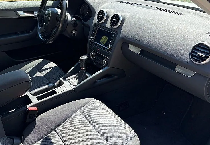 Zunanja slika - Audi A3 - Sportback 1.6 TDI DPF - LED - XENON - NAVI - ALU - 12