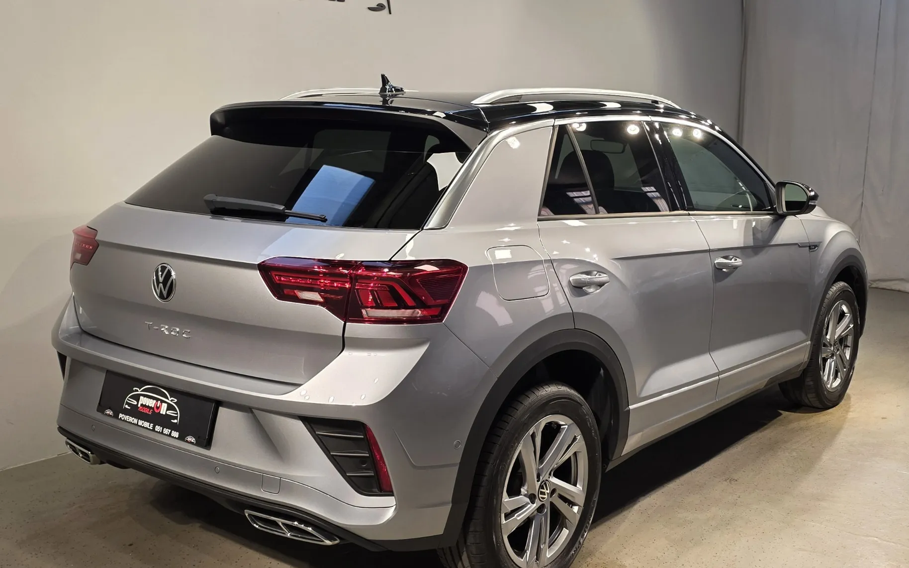 Zunanja slika - VW T-Roc - 1,5 TSI BMT R-Line DSG 1.LAST SLO VIRTUAL KAM iQLED - 5