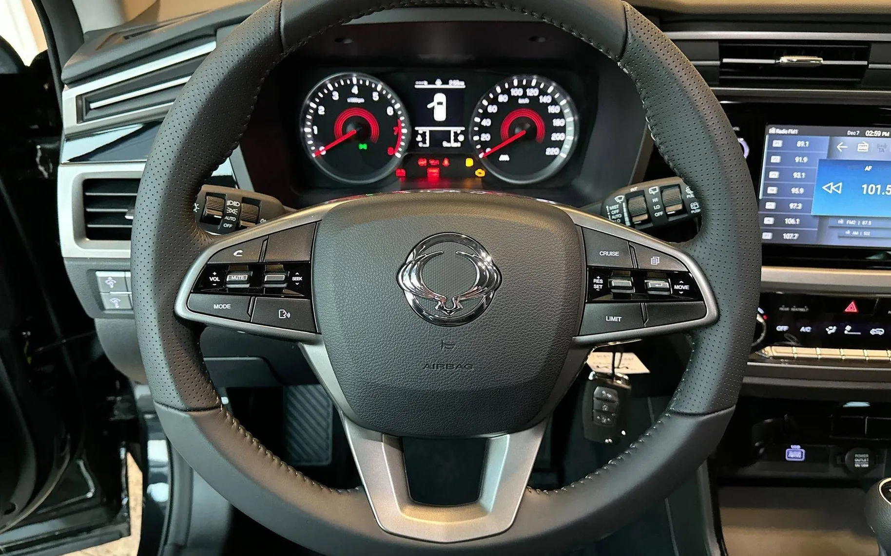 Zunanja slika - SsangYong Korando - 1.5 T-GDi Style 2WD AT - 13