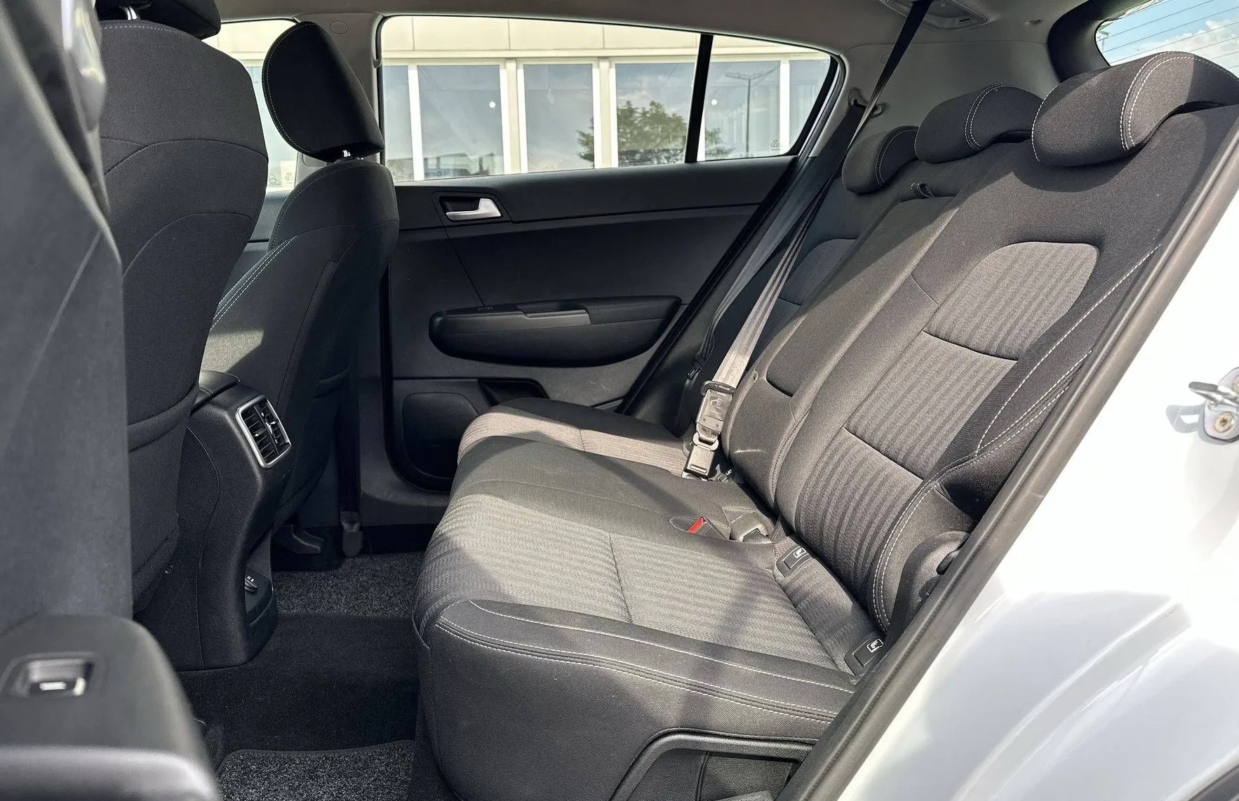 Zunanja slika - KIA Sportage - 1.6 GDI LX Active ISG - 11