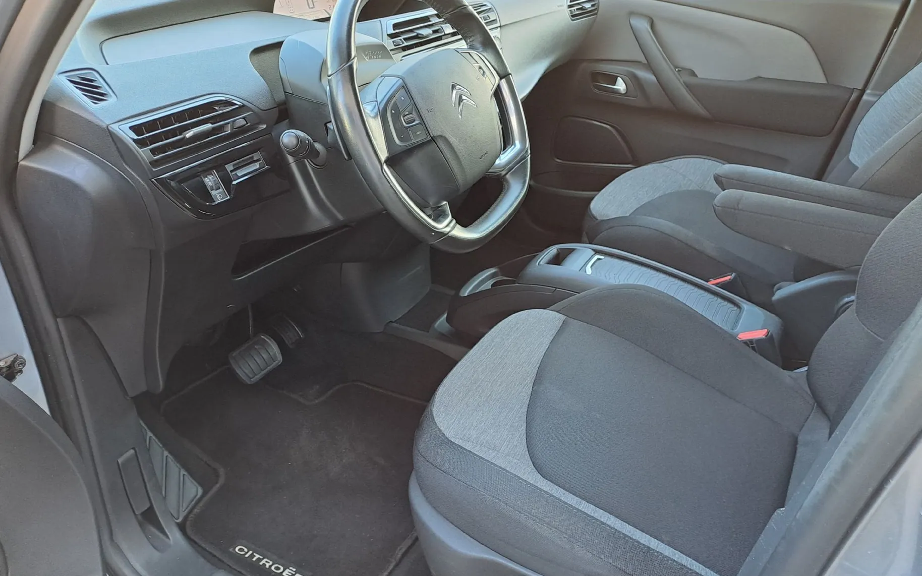 Zunanja slika - Citroën C4 Grand SpaceTourer - Feel BlueHDi 130 S - 5