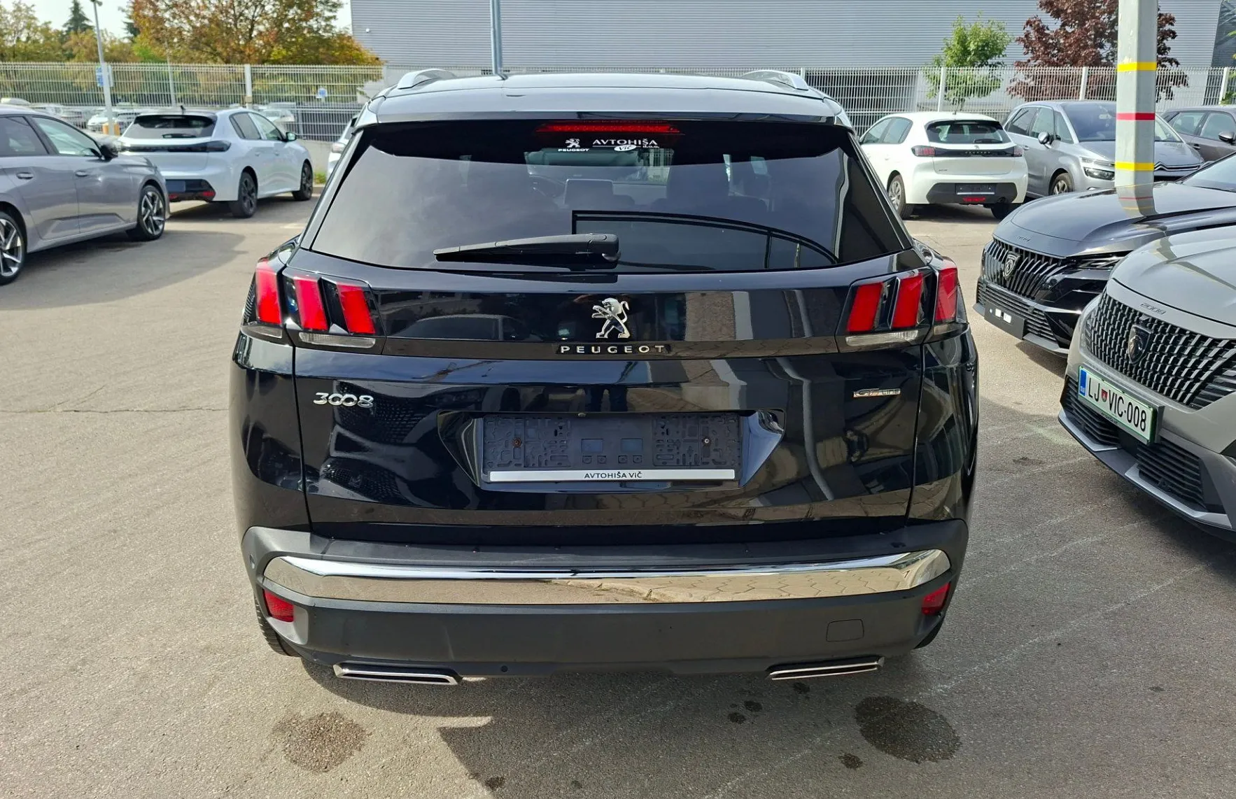 Zunanja slika - Peugeot 3008 - 1.5 BlueHDI 130 S&S GT Line Avt. +aktivni tempomat - 4