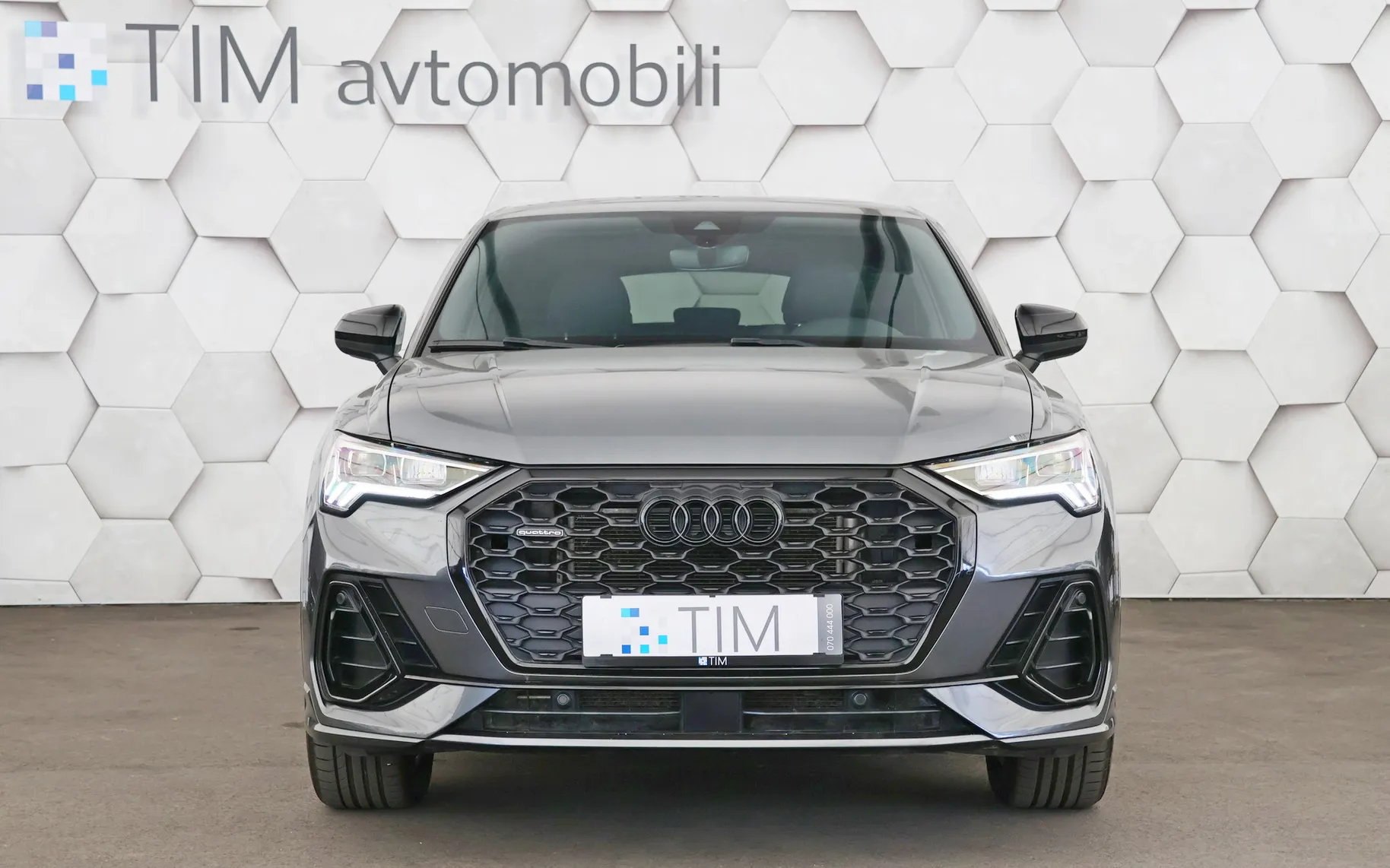 Zunanja slika - Audi Q3 - 40 TDI Quattro S-Tronic S-Line 200KM - 5