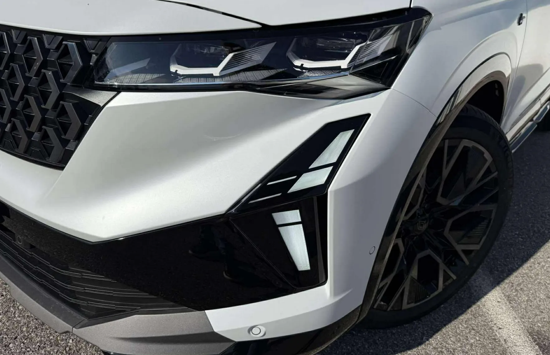 Zunanja slika - Renault Austral - esprit Alpine mild hybrid 150 auto AKCIJA ZALOGA - 9
