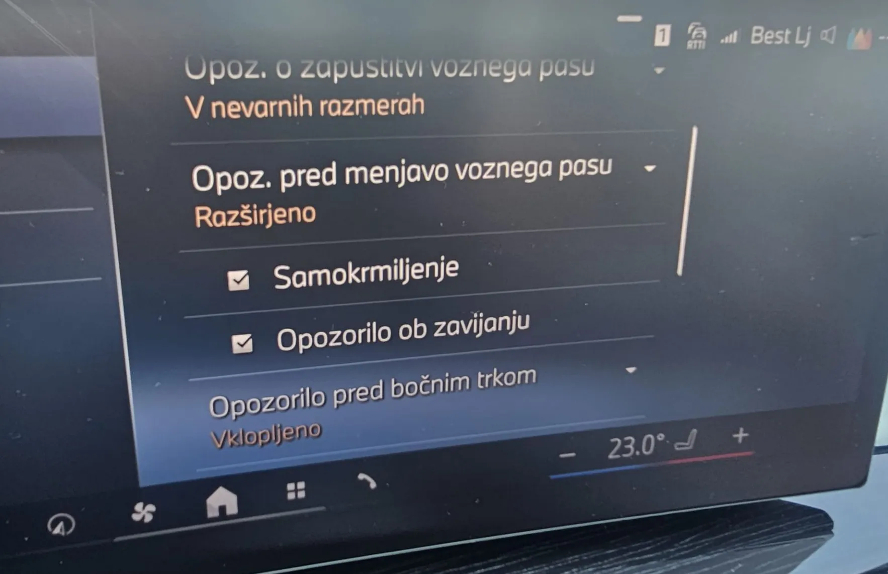 Zunanja slika - BMW X6 - serija : xDrive30d Avt. - SLO - Full option - 19