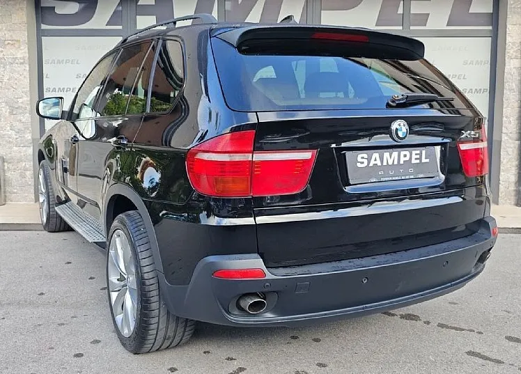 Zunanja slika - BMW X5 - serija : 3.0d - SLO - PANORAMA - KLJUKA - 139€ MESEČNO - 4