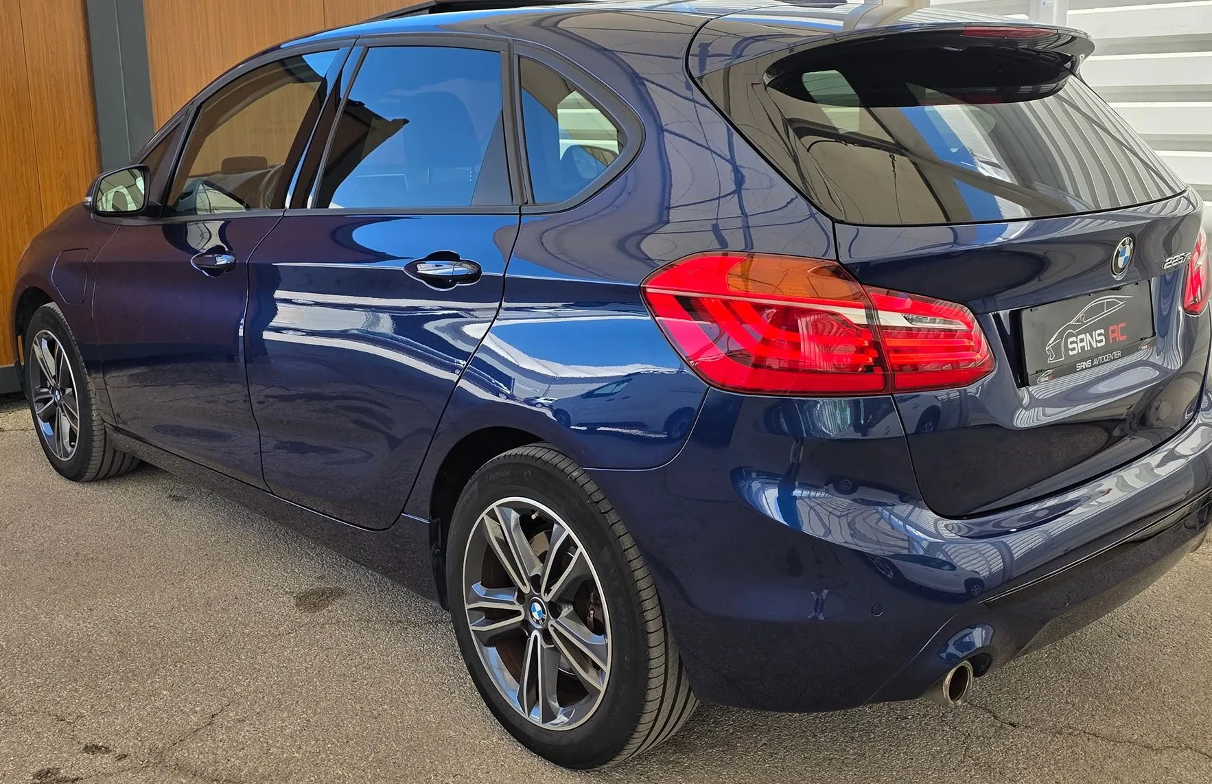 Zunanja slika - BMW Serija 2 - Active Tourer: 225xe Active Tourer - PANO - HK - HUD - G - 3