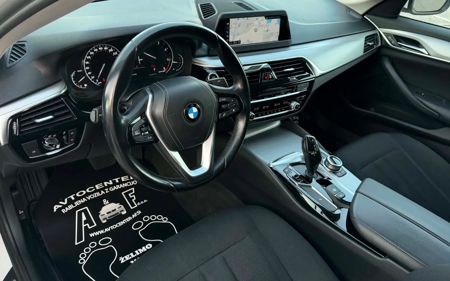 Notranja slika - BMW serija 5: - 520-AUT-BI XENON-NAVI-LIZING ZA TUJCE-ODLIČEN-... - 8