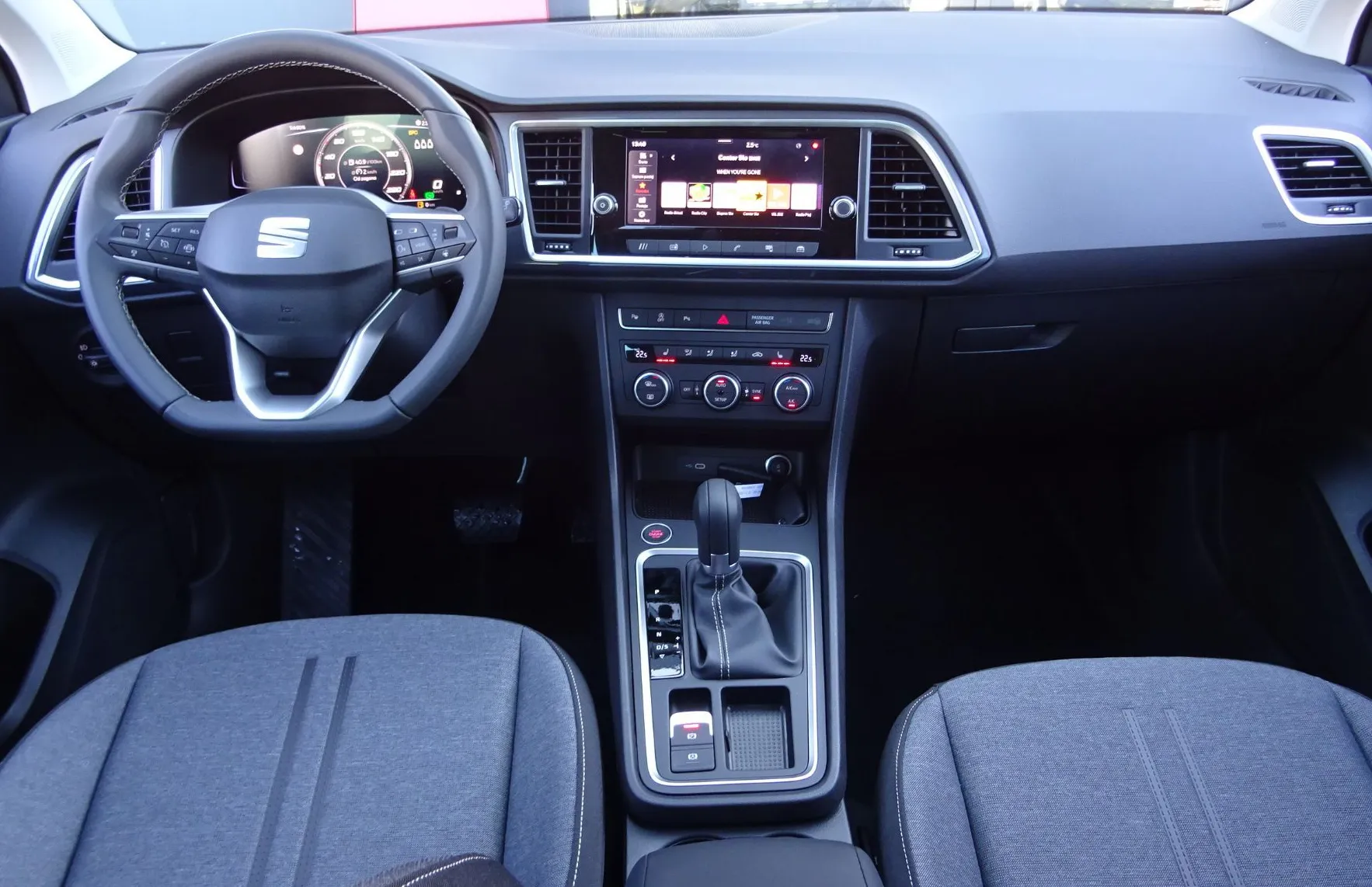 Zunanja slika - Seat Ateca - 1.5 TSI DSG 150KM  STYLE EDITION - VL. KLJUKA - - 12