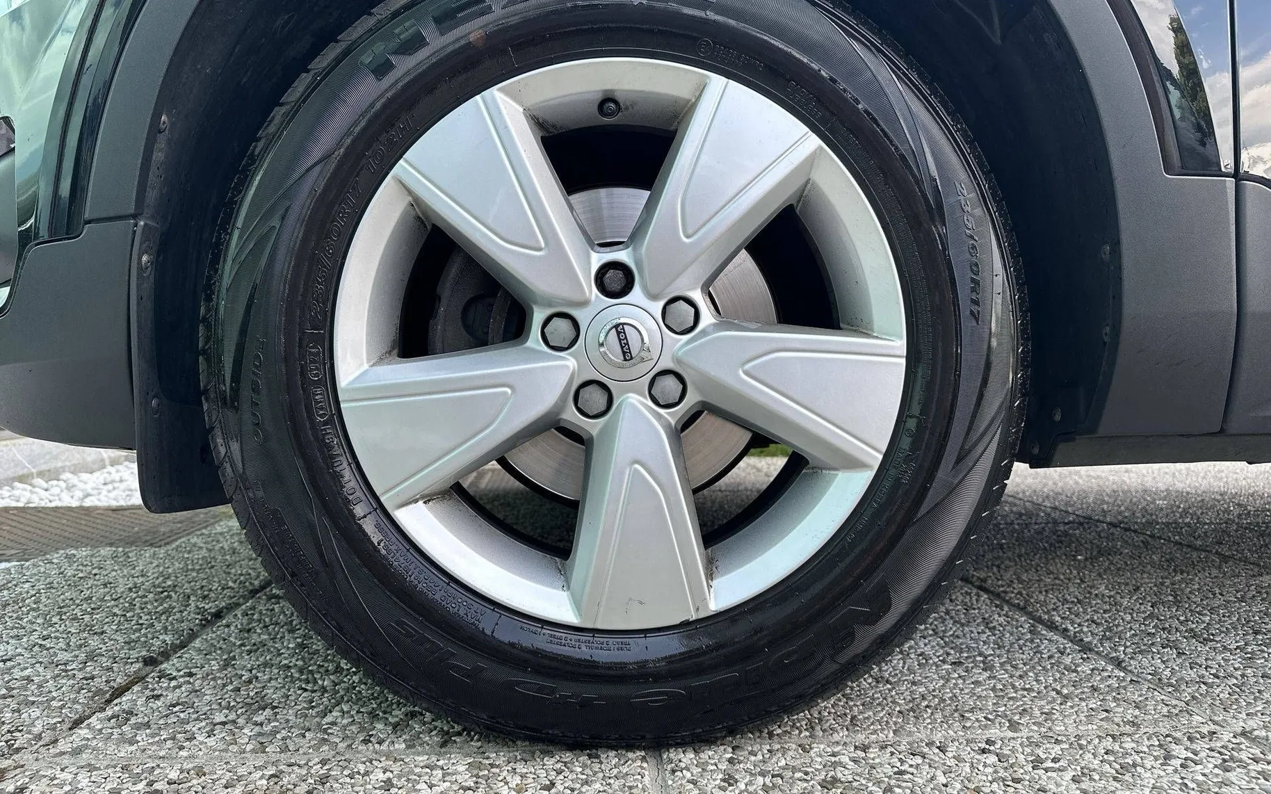 Notranja slika - Volvo XC40 - T3 Momentum Avt - 9