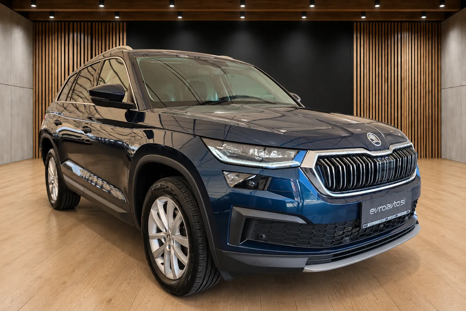 Zunanja slika - Škoda Kodiaq - 2.0 TDI Style DSG Odlična oprema-Matrix-Vl.naprava - 2