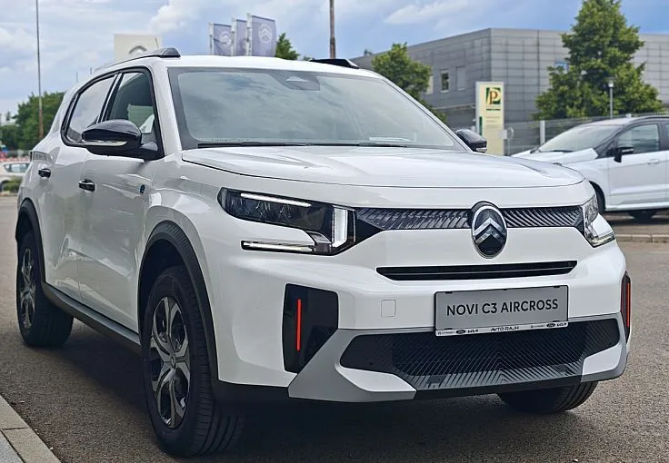 Zunanja slika - Citroën C3 Aircross - PLUS ëLectric 113 KM - baterija 54 kWh - 2