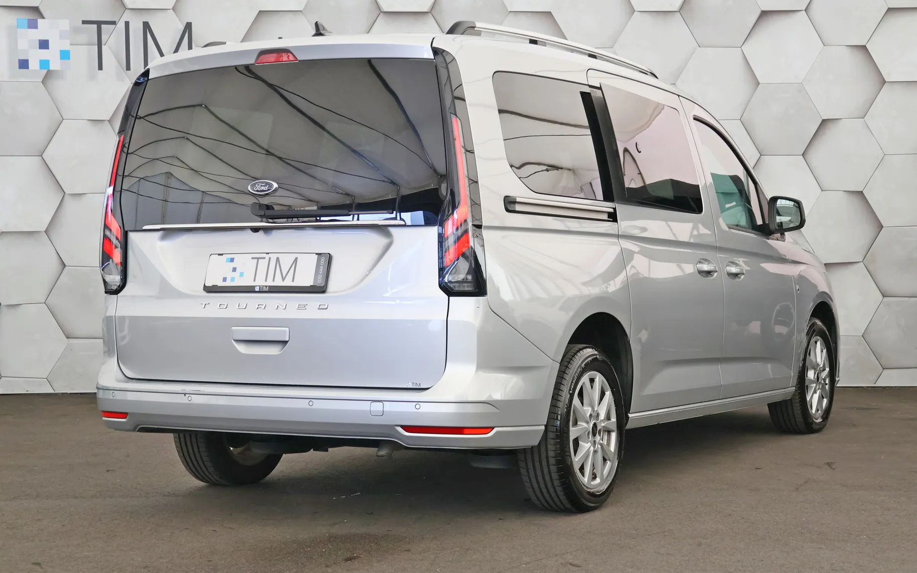 Zunanja slika - Ford Grand Tourneo Connect - Tourneo 2.0 TDCi DSG Titanium 122KM - 3