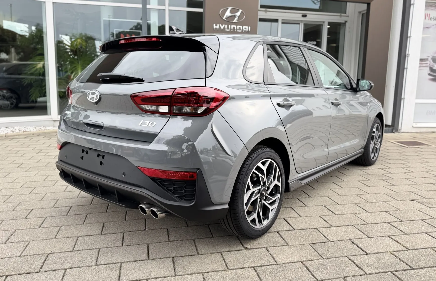 Zunanja slika - Hyundai i30 - 1.0 T-GDI STYLE-WINTER-RG-16 ALU - 17