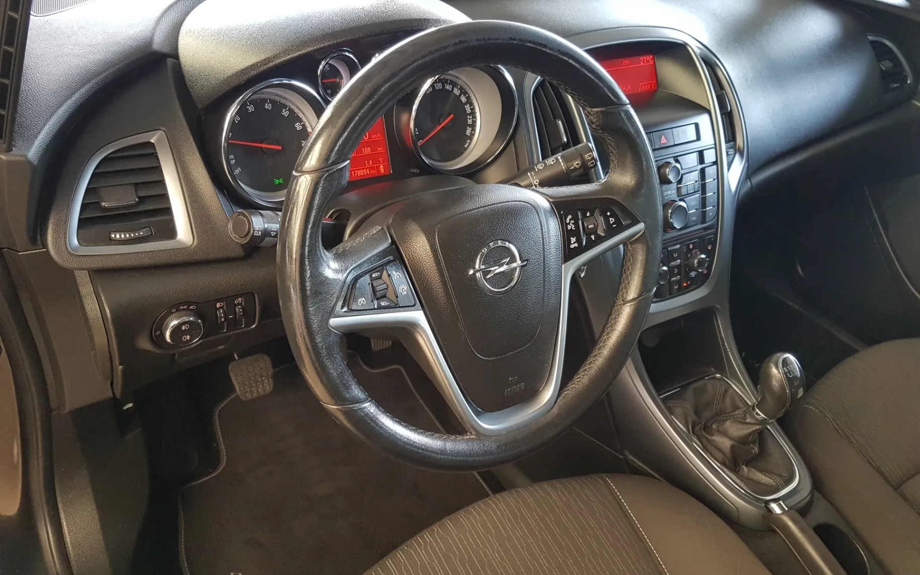 Zunanja slika - Opel Astra - 1.6 16V - 8