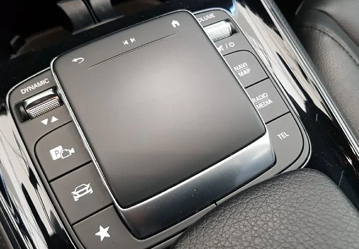 Zunanja slika - Mercedes-Benz GLB-Razred - 200 d Avt. USNJE MASAŽA KAMERA ACC LED - 10