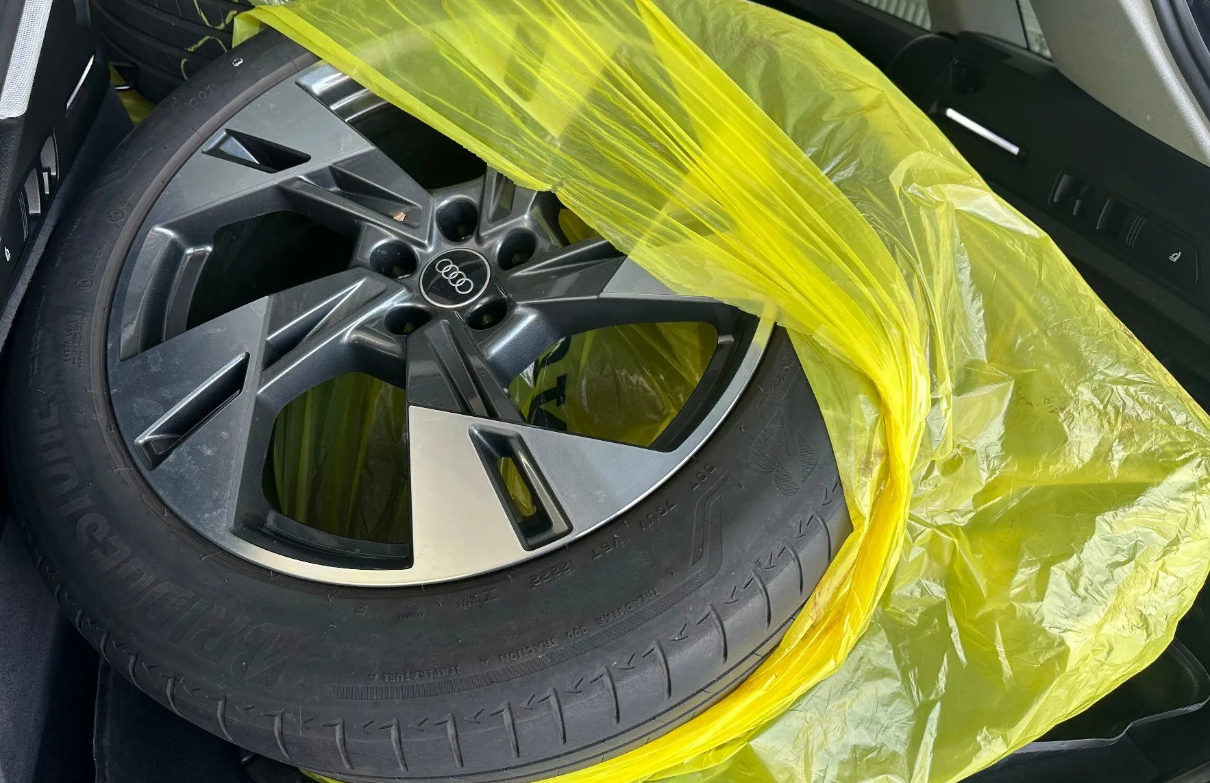 Zunanja slika - Audi e-tron - 50 quattro.NEMŠKI+4ALU.KAMERA.NAV.USNJE.KLJUKA.ACC - 4