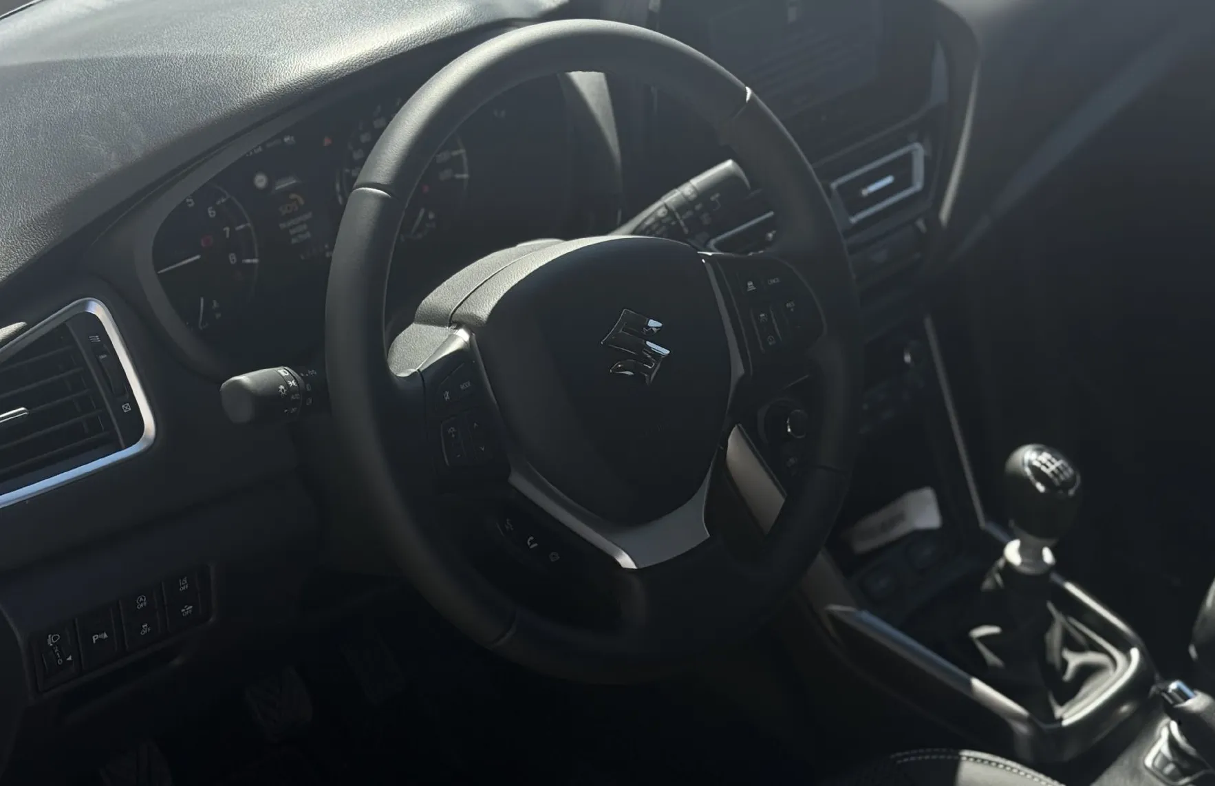Zunanja slika - Suzuki S-Cross - 1.4 Boosterjet AllGrip Hibrid Elegance - 8