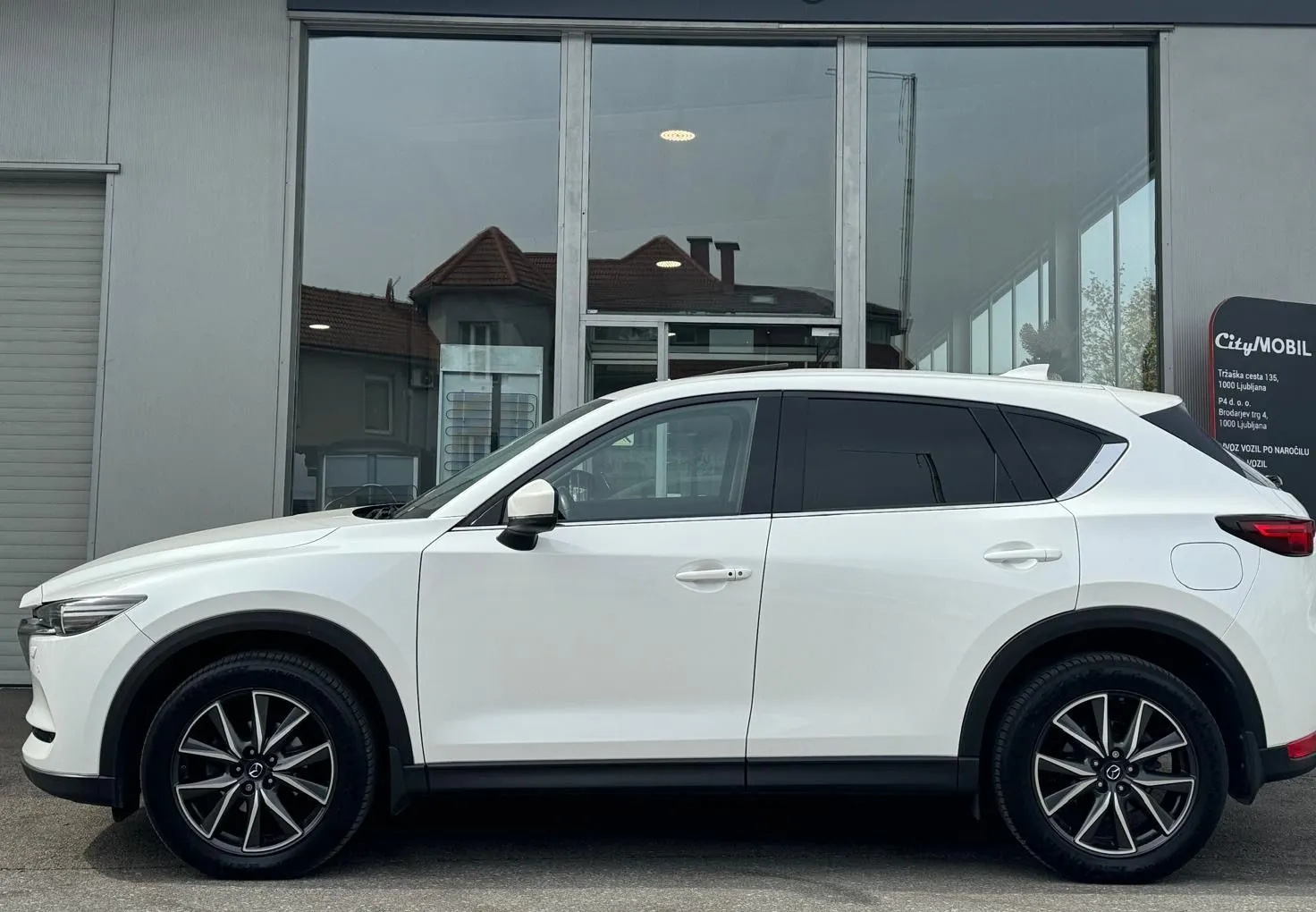 Zunanja slika - Mazda CX-5 - CD175-AWD-REVOLUTION-HEADUP-PANO-RADAR-USNJE - 4