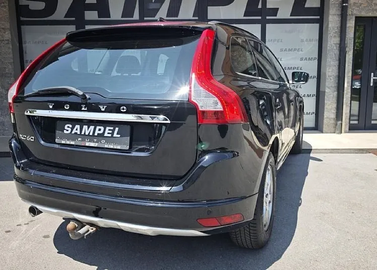 Zunanja slika - Volvo XC60 - D3 AUTO - VLEČNA KLJUKA - TEMPOMAT - GRETI SEDEŽI - 6