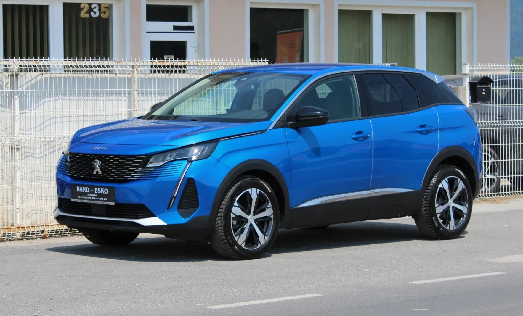 Zunanja slika - Peugeot 3008 - 1.5 BlueHDI 130 AllurePack Avt.-ALU-PDC-LED-KAMERA - 8