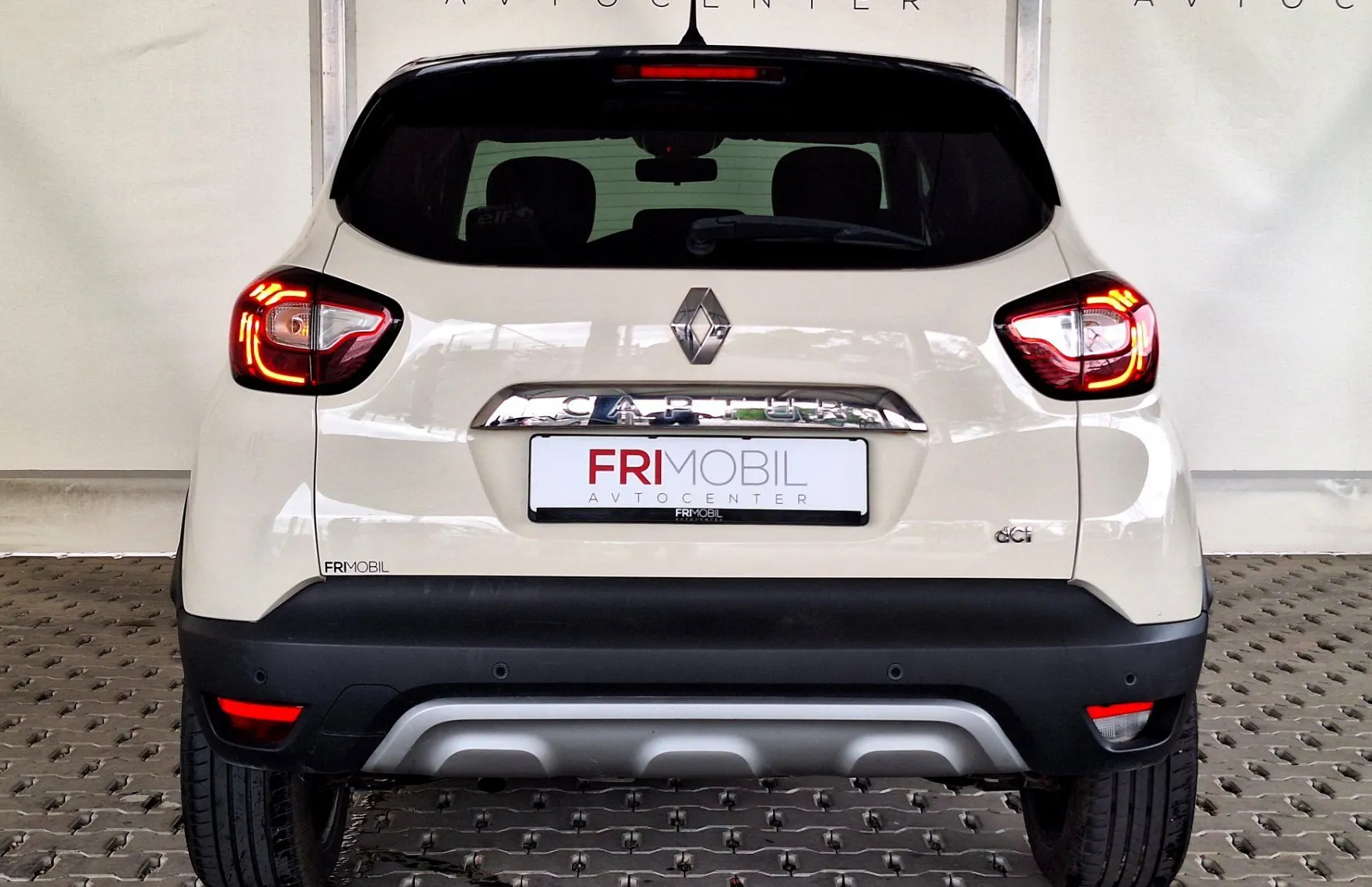 Zunanja slika - Renault Captur - dCi 110 Energy Iconic•Slovensko vozilo•1.Lastnik• - 5
