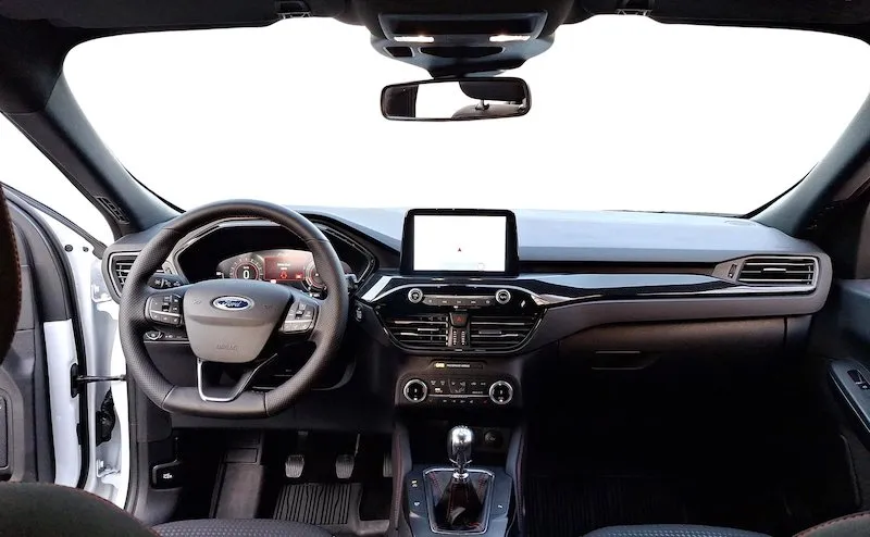 Zunanja slika - Ford Kuga - ST-LINE 1.5 EcoBoost 110kW-SLO-LED-NAVI-KAMERA - 4