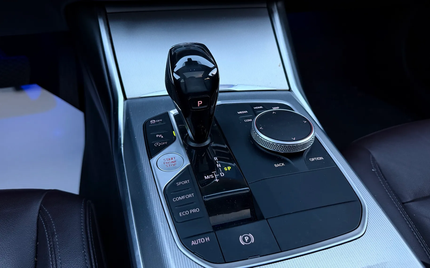Zunanja slika - BMW Serija 3 - 320d Luxury Line 2.LASTNIK X-DRIVE ACC PANO. AMBI. - 11