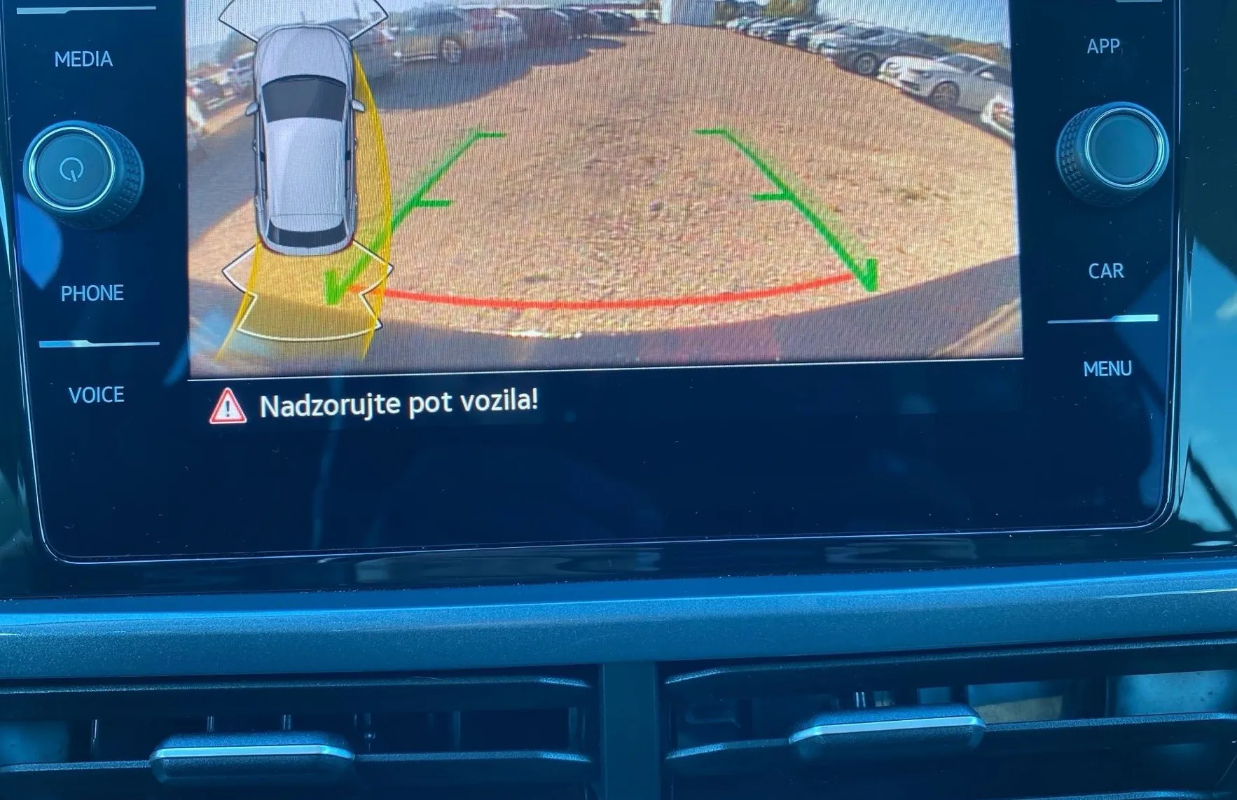 Zunanja slika - VW T-Roc - 1.5 TSI DSG Style Navigacija kamera zim. paket - 15