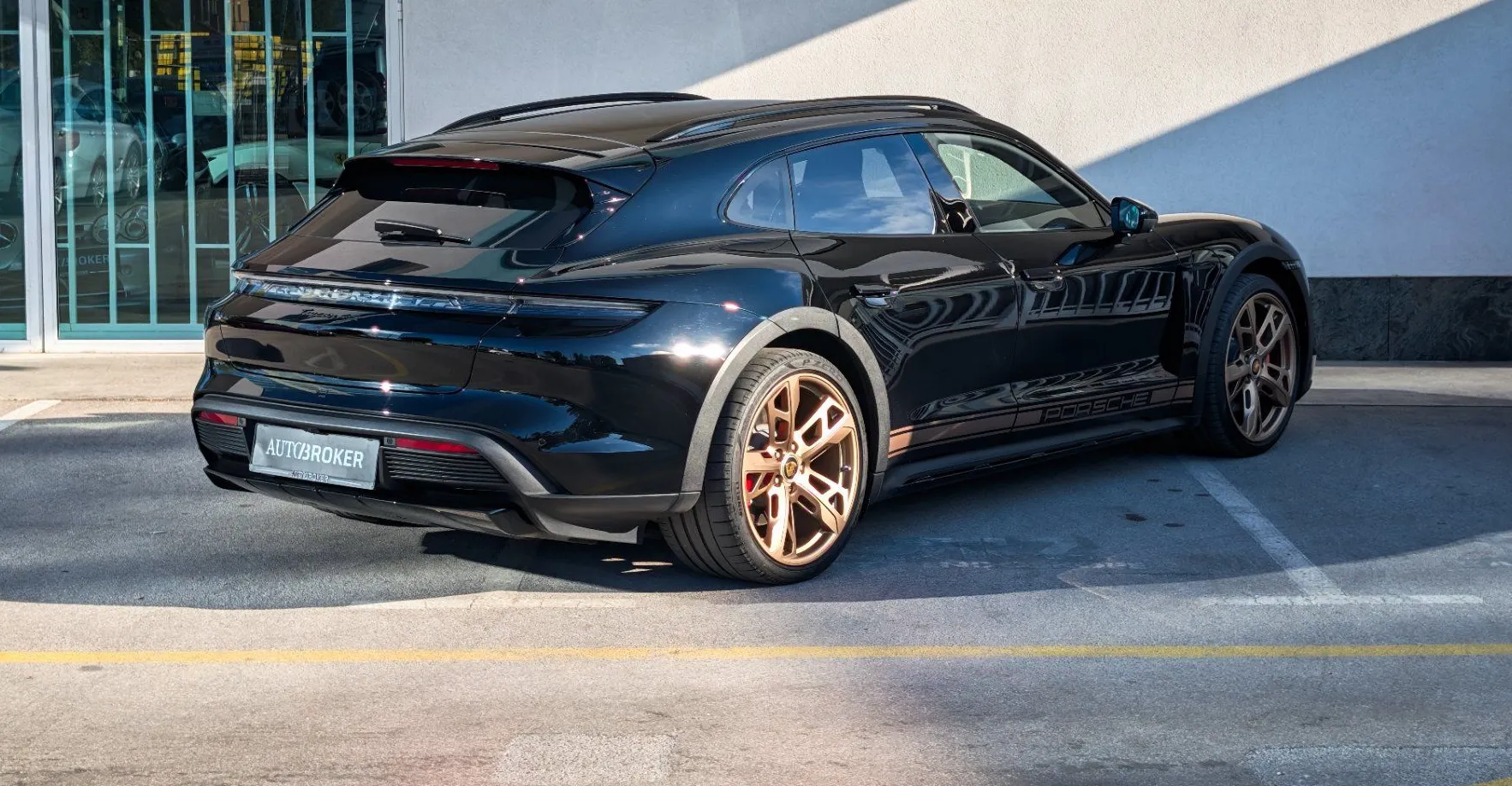 Zunanja slika - Porsche Taycan Cross Turismo - 4S Sport Chrono 360kamera PDLS+ Bose Panoram - 5