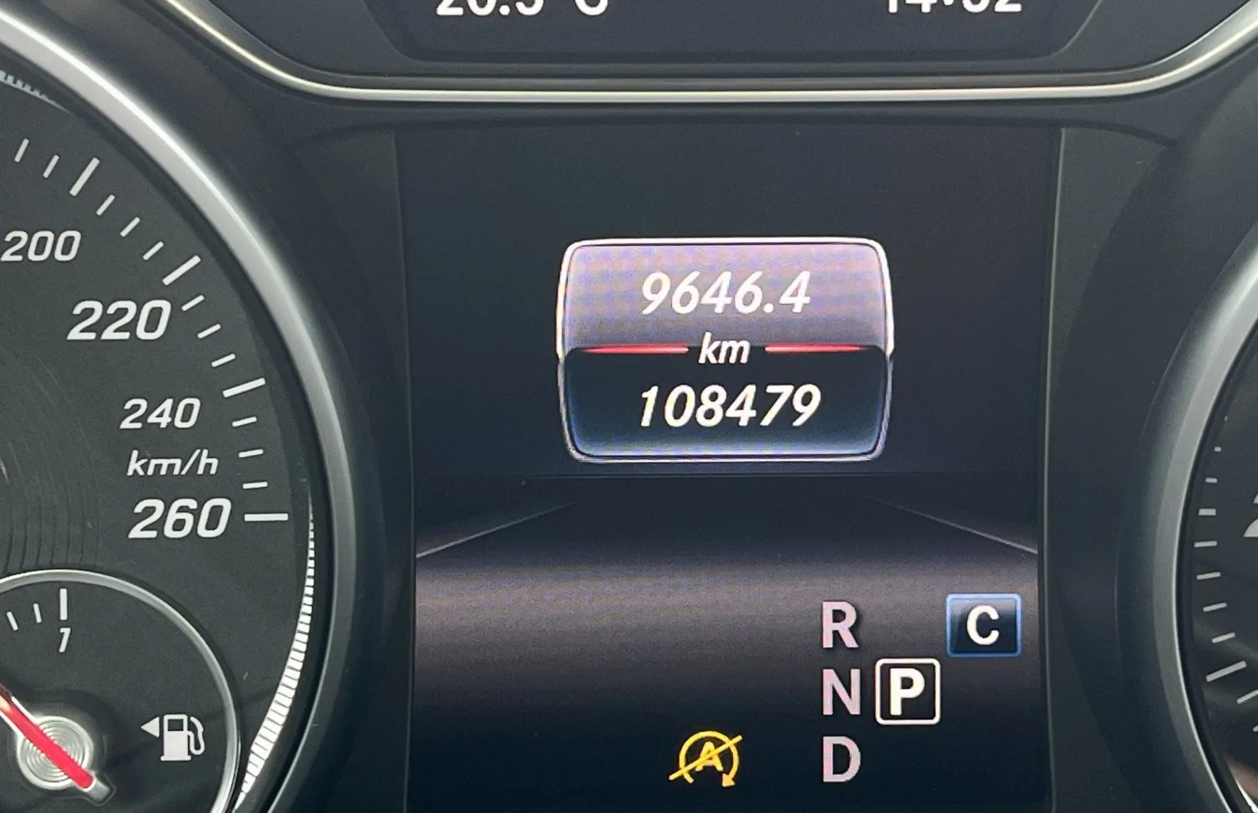Zunanja slika - Mercedes-Benz GLA-Razred - GLA 200 d AMG Line Avt. NAVI. TEMPOMAT. F1 PRES. - 19