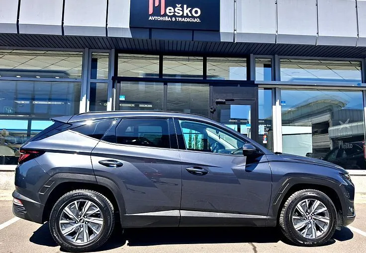 Zunanja slika - Hyundai Tucson - 1.6 T GDI Style KAMERA - PDC - VLEČNA KLJUKA - 7